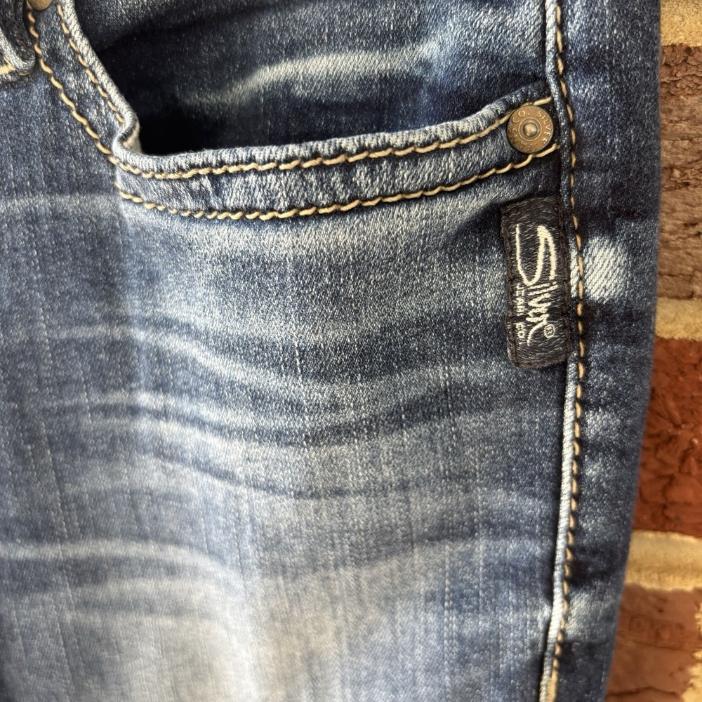 Silver‎ Jeans Women's Blue Aiko Capri Dark Wash Stretch Denim Straight 26X22.5 - Picture 4 of 7
